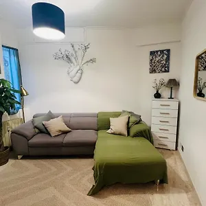 https://smeralda-fleming-suite.it-romehotels.com